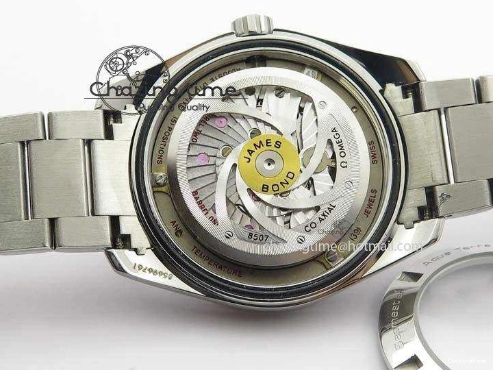0822 QuickDry Aqua Terra ‘James Bond’ SS JHF Best Edition Blue Dial On SS Bracelet A 8203